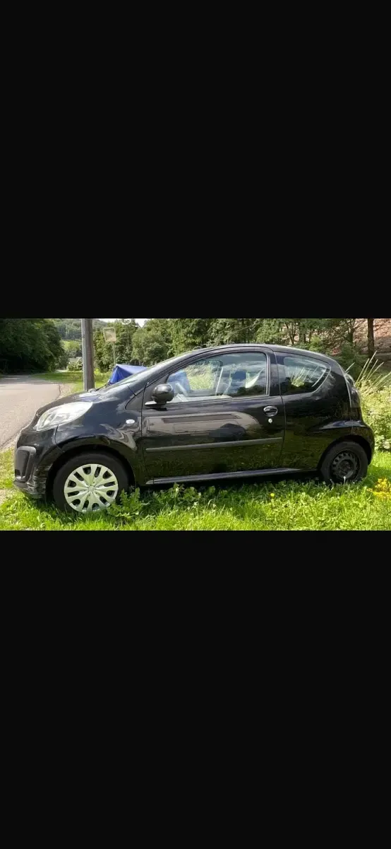 Gebraucht Citroën C1 68 PS (50 kW) 2012 Schwarz Kleinwagen