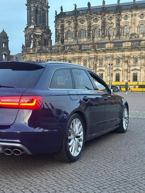 Gebraucht Audi S6 Comfort 420 PS (308 kW) 2012 Blau Kombi