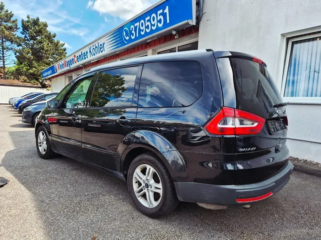Gebraucht Ford Galaxy 140 PS (102 kW) 2011 Schwarz Van / Kleinbus