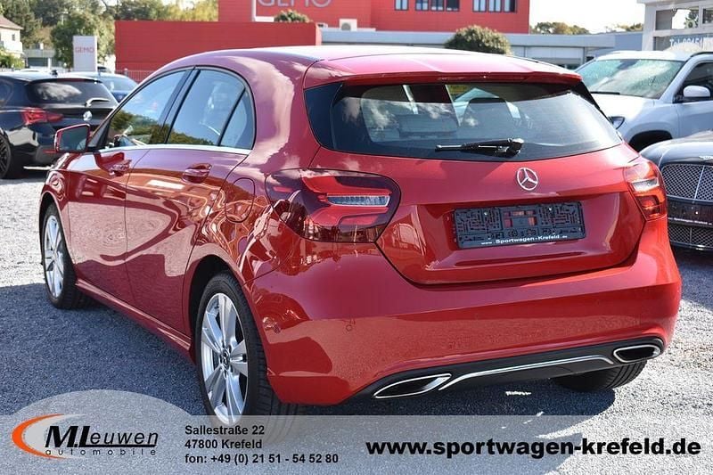 Gebraucht Mercedes A220 Urban 184 PS (135 kW) 2017 Jupiterrot Limousine