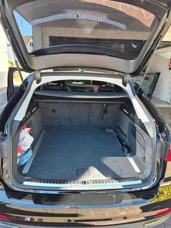 Gebraucht Audi A6 163 PS (119 kW) 2021 Schwarz Kombi