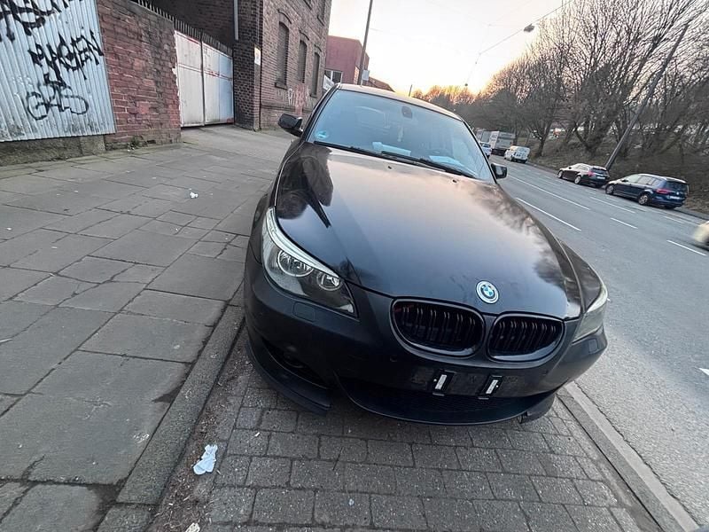 Gebraucht BMW 524 218 PS (160 kW) 2005 Schwarz Limousine