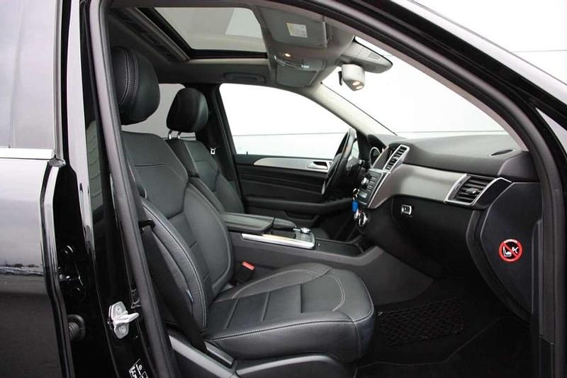 Gebraucht Mercedes ML350 AMG 258 PS (189 kW) 2015 Schwarz SUV