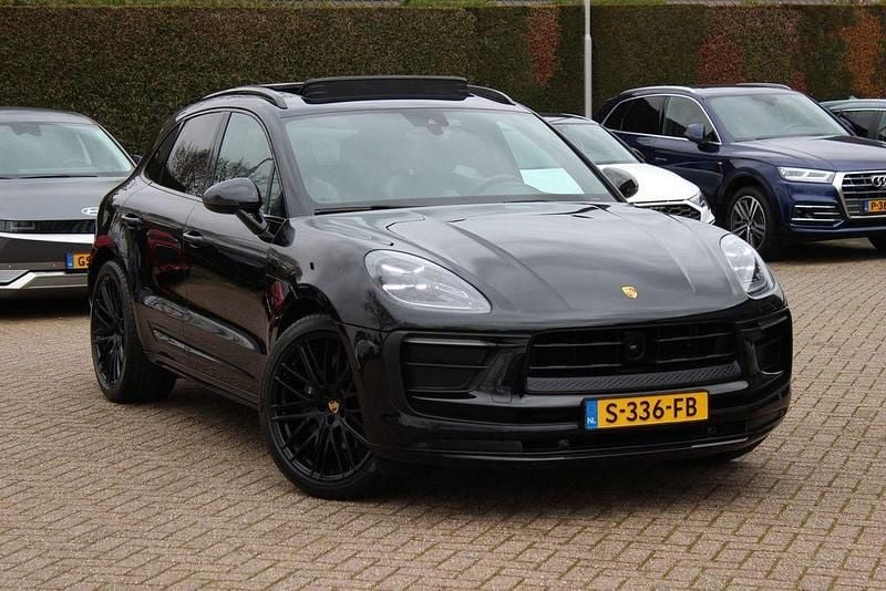 Gebraucht Porsche Macan 266 PS (195 kW) 2023 Schwarz SUV