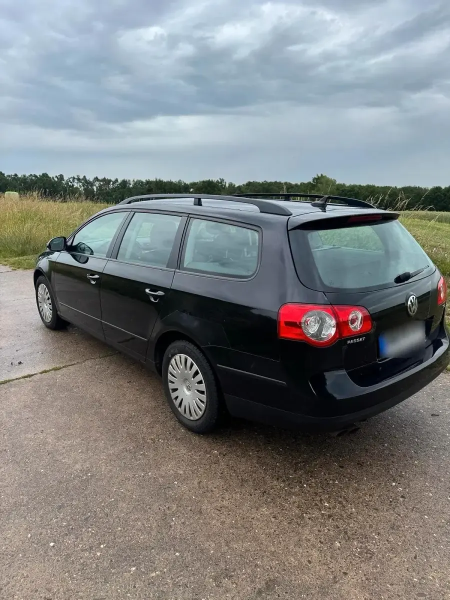 Gebraucht VW Passat 105 PS (77 kW) 2007 Schwarz Kombi