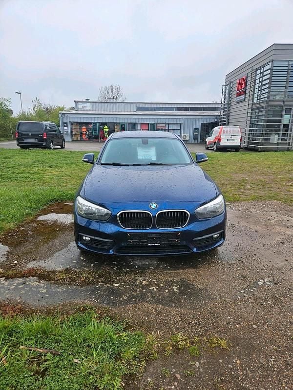 Gebraucht BMW 116 116 PS (85 kW) 2015 Blau Kleinwagen