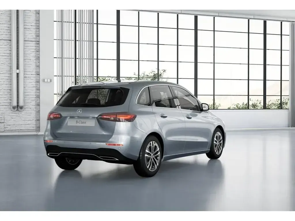 Second-hand Mercedes B180 Progressive 136 CP (100 kW) 2025 Argintiu Monovolum