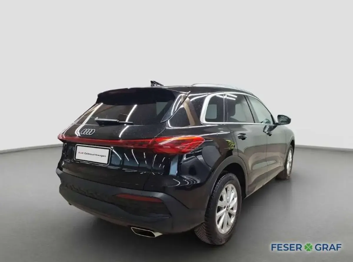 Gebraucht Audi Q5 204 PS (150 kW) 2025 Mythosschwarz metallic SUV