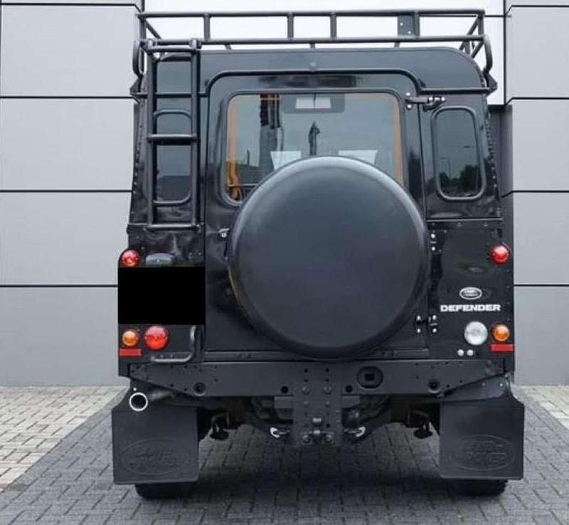 Schwarz Gebraucht 2016 Land Rover Defender SUV | 45.999 € (Superpreis) - Bild 1/4