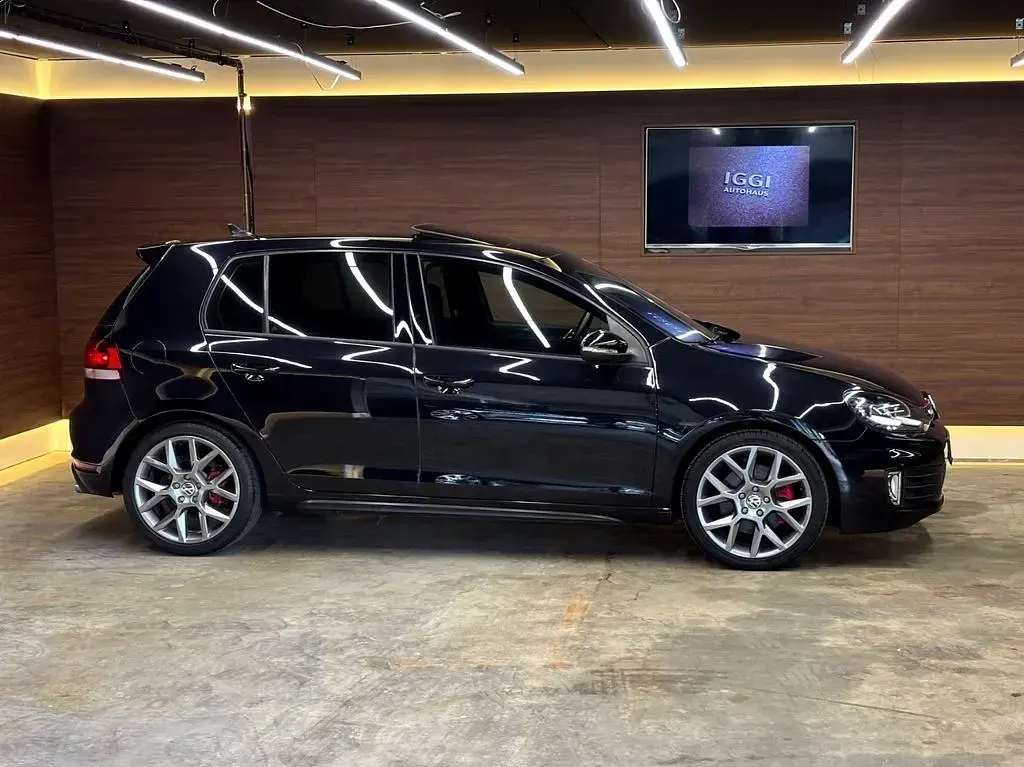 Gebraucht VW Golf VII Edition 220 PS (161 kW) 2014 Schwarz Limousine