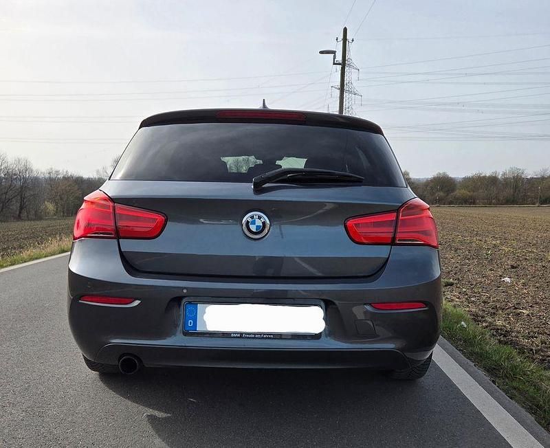 Gebraucht BMW 116 Advantage 109 PS (80 kW) 2016 Grau Kleinwagen
