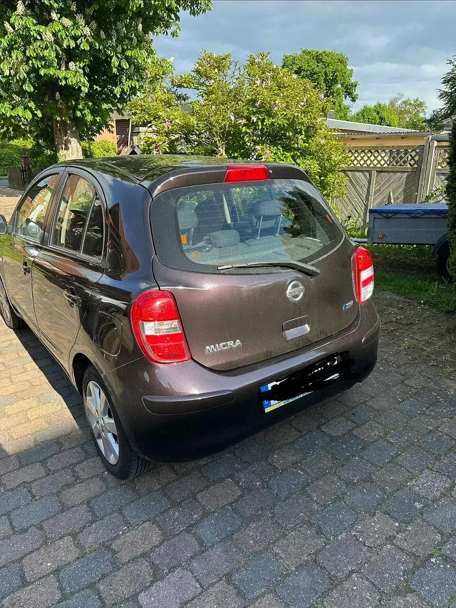Gebraucht Nissan Micra 80 PS (58 kW) 2011 Schwarz Kleinwagen