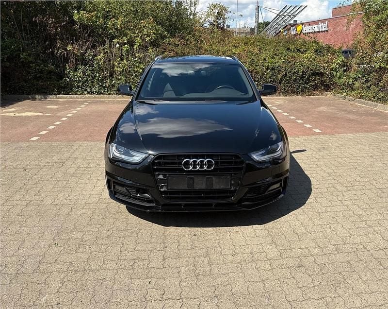 Schwarz Gebraucht 2014 Audi A4 Competition Kombi | 20.500 € - Bild 1/4