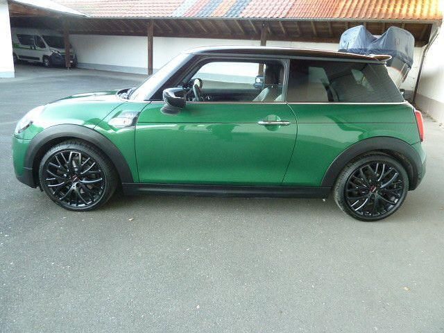 Gebraucht Mini Cooper S 192 PS (141 kW) 2019 Grün Kleinwagen