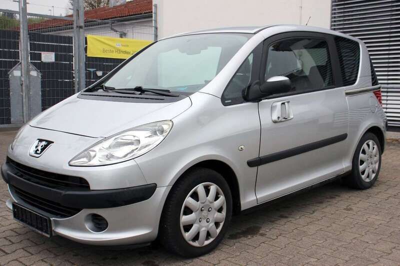 Silber Gebraucht 2006 Peugeot 1007 Kleinwagen | 990 € (Superpreis) - Bild 1/4