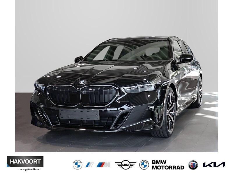 Black sapphire Neu 2025 BMW 540 Comfort Edition Kombi | 84.560 € (Etwas zu teuer) - Bild 1/4