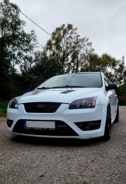 Gebraucht Ford Focus ST 379 PS (278 kW) 2007 Weiß Limousine