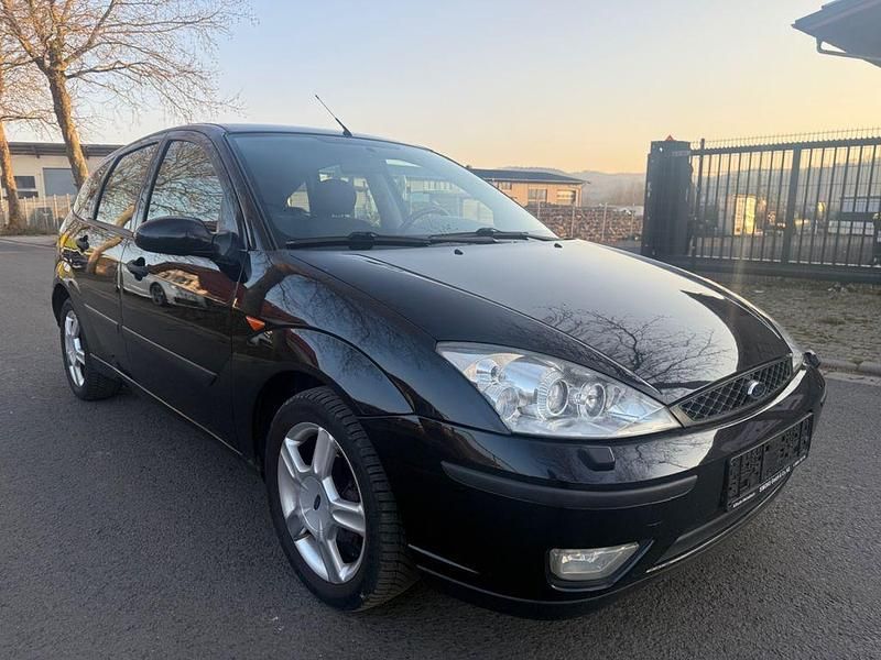 Gebraucht Ford Focus 101 PS (74 kW) 2002 Schwarz Limousine