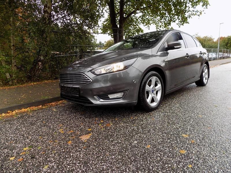 Gebraucht 2015 Ford Focus Titanium Limousine | 9.700 € - Bild 1/4