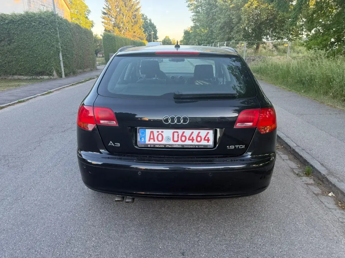 Brugt Audi A3 Attraction 105 HK (77 kW) 2007 Sort Hatchback
