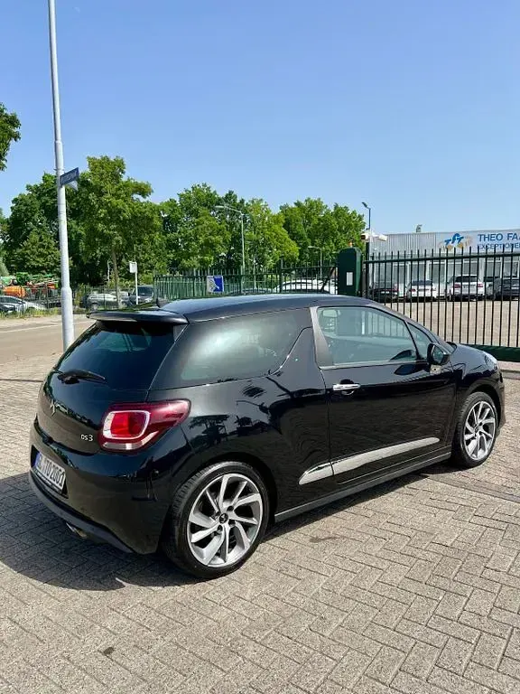 Gebraucht Citroën DS3 120 PS (88 kW) 2017 Schwarz Kleinwagen