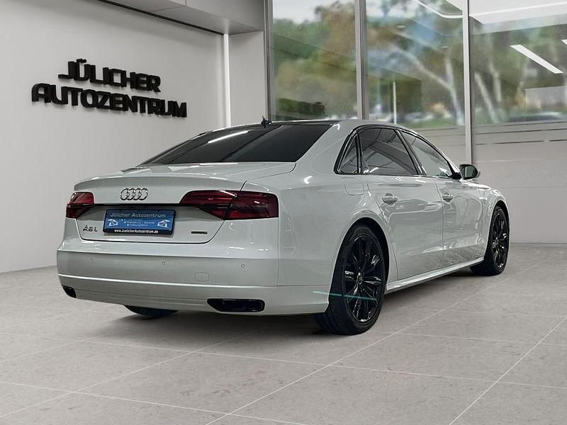 Gebraucht Audi A8L Sport 333 PS (244 kW) 2017 Weiß Limousine