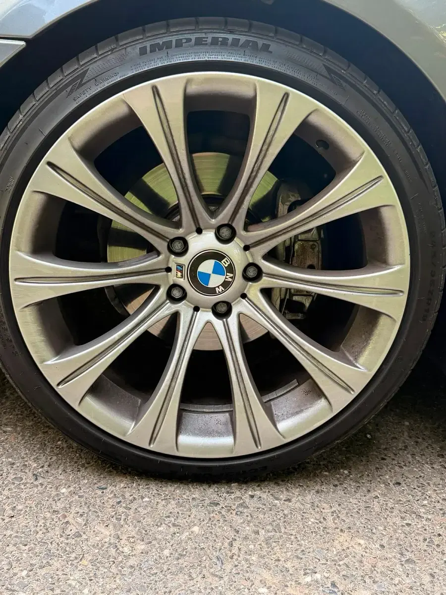 Gebraucht BMW 523 190 PS (139 kW) 2009 Grau Limousine