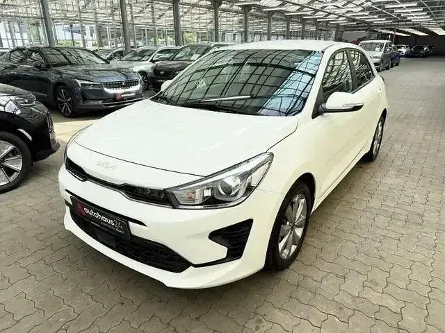Gebraucht Kia Rio Vision 84 PS (61 kW) 2023 Weiß Kleinwagen