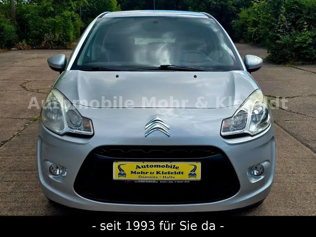 Gebraucht Citroën C3 Tendance 73 PS (53 kW) 2010 Grau Limousine
