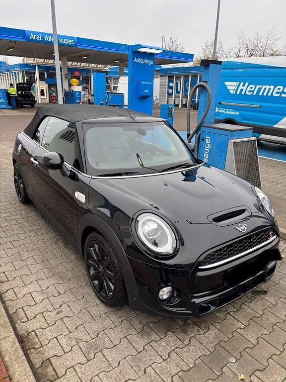 Schwarz Gebraucht 2019 Mini Cooper S Kleinwagen | 21.500 € (Etwas zu teuer) - Bild 1/4