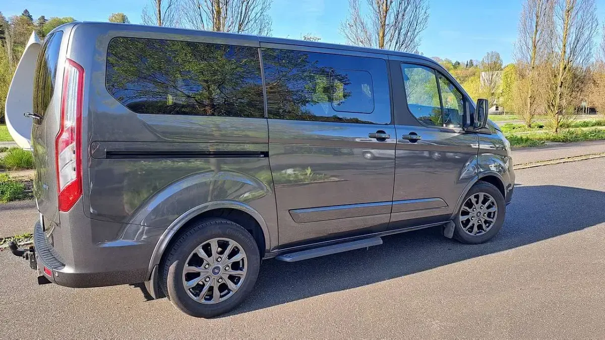 Gebraucht Ford Tourneo Custom Business Edition 170 PS (125 kW) 2018 Grau Van