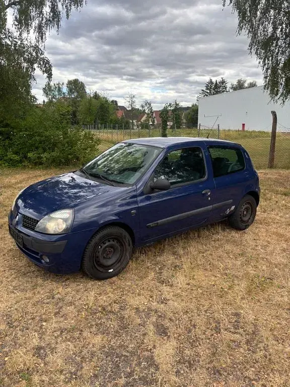 Gebraucht Renault Clio II Authentique 58 PS (42 kW) 2004 Blau Limousine