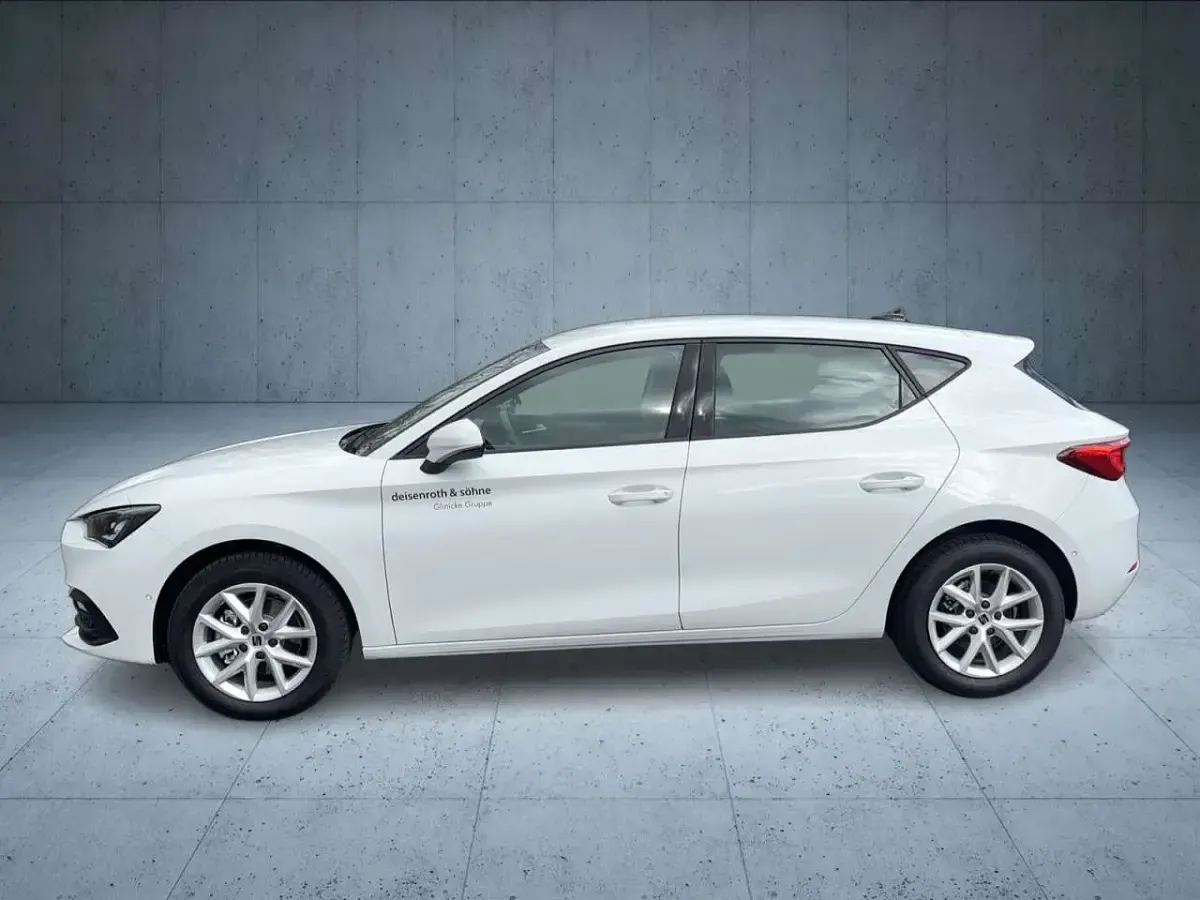 Occasion Seat Leon 150 ch (110 kW) 2026 Blanc Berline