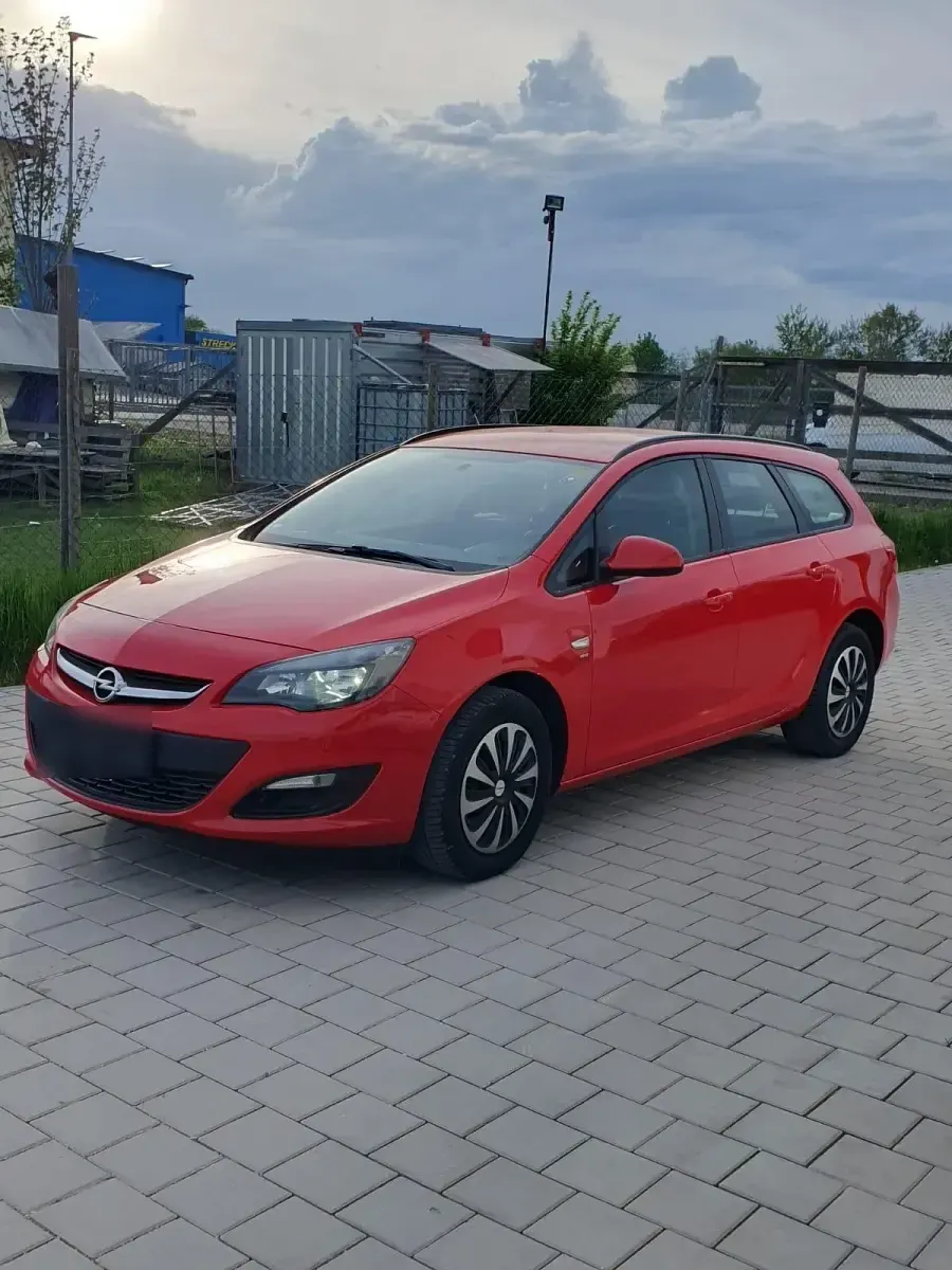 Usata Opel Astra 2014 Rosso Station wagon