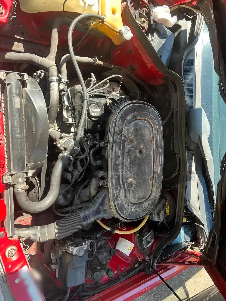 Gebraucht Mercedes 190 118 PS (86 kW) 1989 Rot Limousine