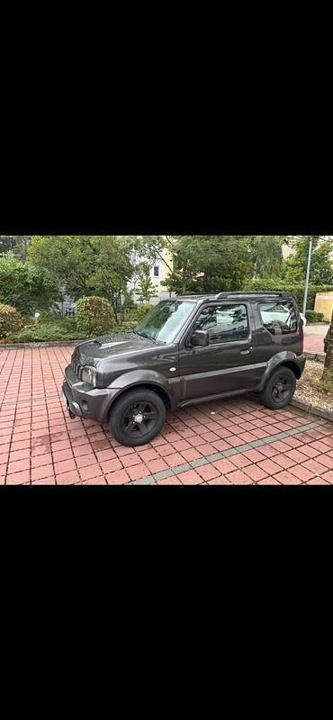 Gebraucht Suzuki Jimny 86 PS (63 kW) 2015 Grau SUV