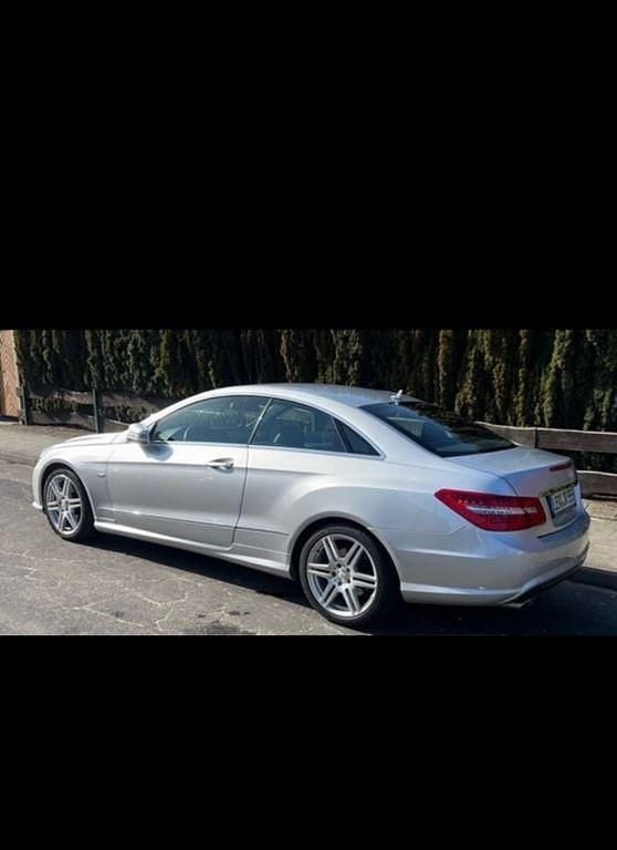 Silber Gebraucht 2013 Mercedes E250 AMG Coupé | 14.499 € (Superpreis) - Bild 1/4