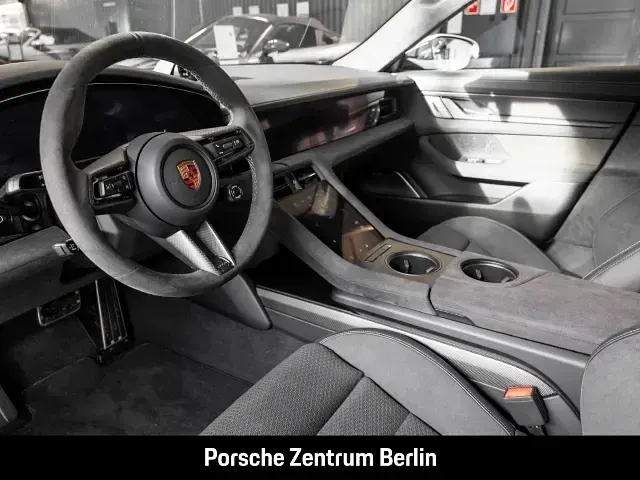 Neu Porsche Taycan GTS 514 kW (700 PS) 2026 Grau Limousine