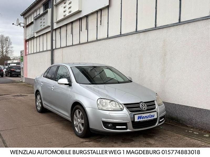 Silber Gebraucht 2006 VW Jetta Comfortline Limousine | 2.500 € (Guter Preis) - Bild 1/4
