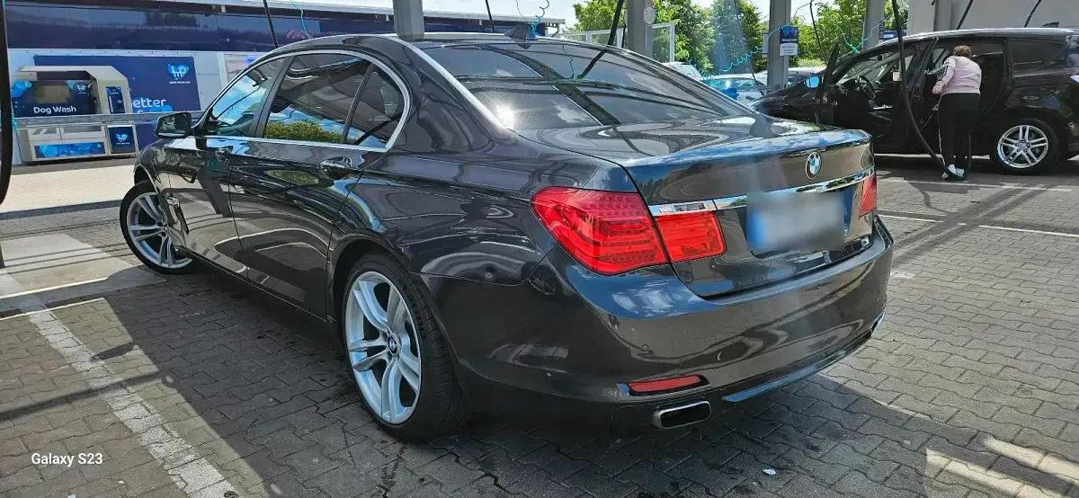 Gebraucht BMW 730L Sport Line 245 PS (180 kW) 2010 Grau Limousine