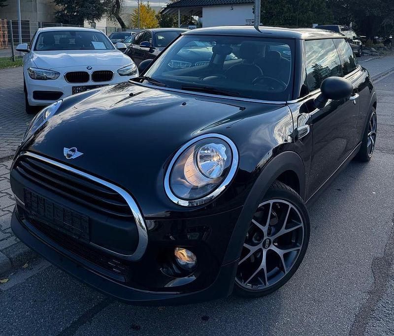 Schwarz Gebraucht 2015 Mini ONE Kleinwagen | 8.950 € (Fairer Preis) - Bild 1/4