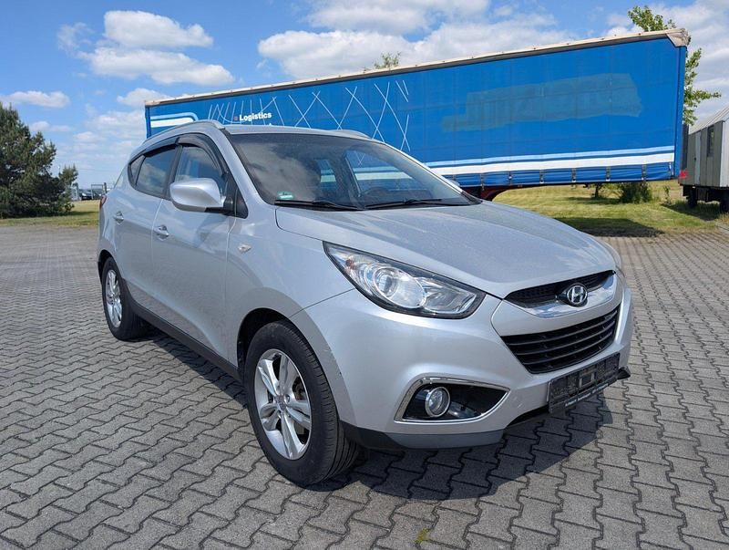 Gebraucht Hyundai ix35 136 PS (100 kW) 2011 Silber SUV