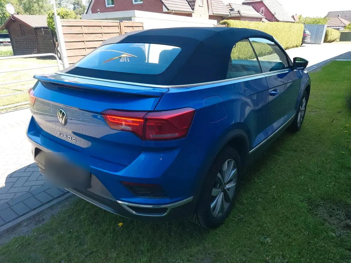 Gebraucht VW T-Roc Cabriolet 110 PS (80 kW) 2021 Blau Cabrio