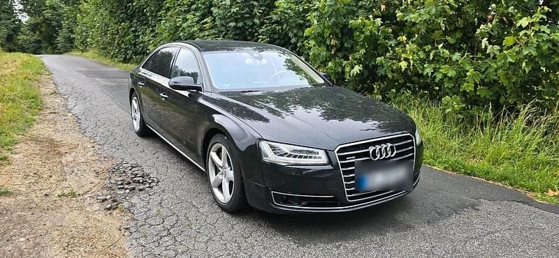 Schwarz Gebraucht 2014 Audi A8L Limousine | 24.000 € (Superpreis) - Bild 1/4