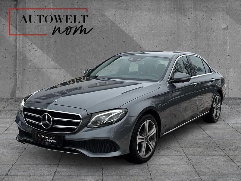Grau Gebraucht 2019 Mercedes E400 Limousine | 35.990 € (Guter Preis) - Bild 1/4