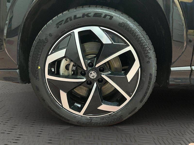 Gebraucht MG HS Luxury 272 PS (200 kW) 2025 Schwarz SUV