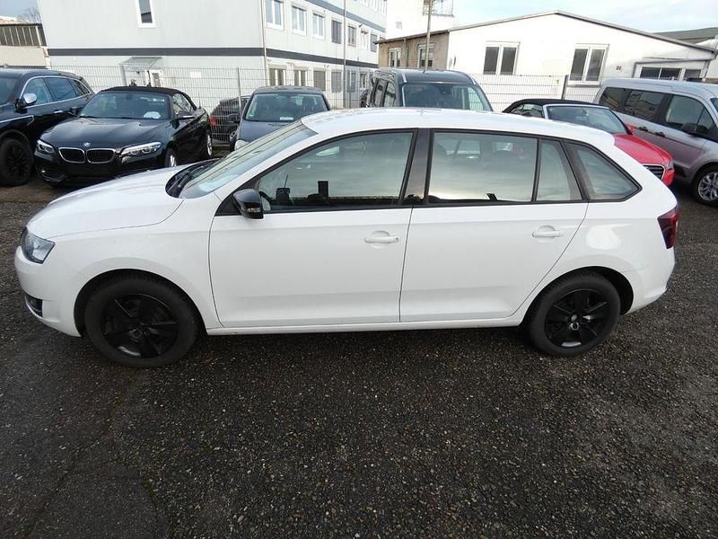 Gebraucht Skoda Rapid Ambition 110 PS (80 kW) 2018 Weiß Limousine