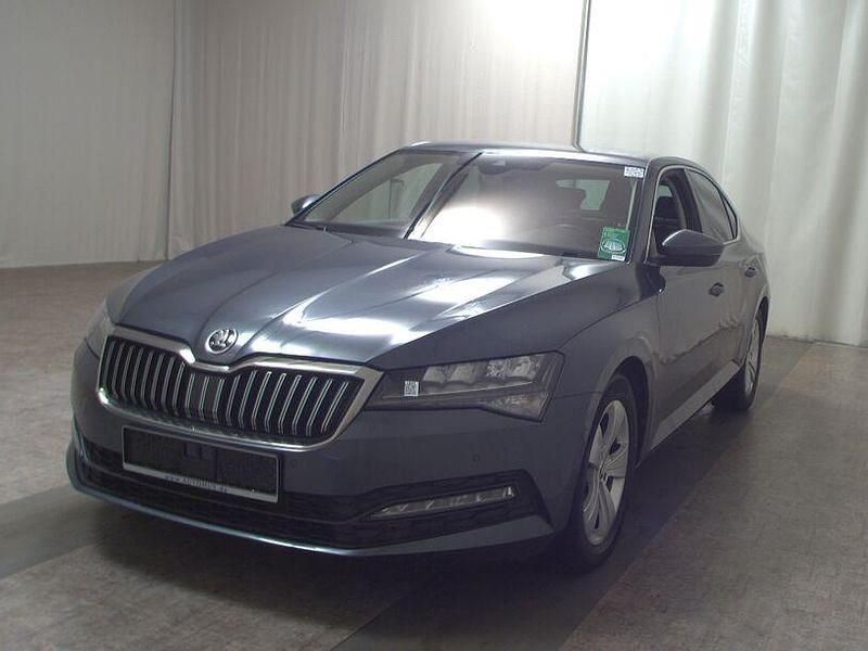 Gebraucht Skoda Superb Ambition 150 PS (110 kW) 2021 Grau Limousine