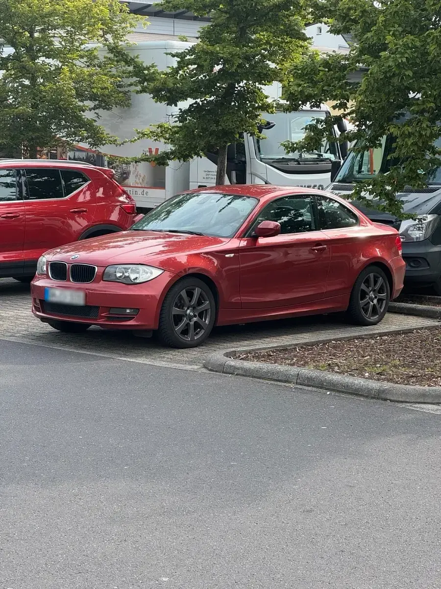 Gebraucht BMW 120 Coupé 177 PS (130 kW) 2009 Rot Coupé