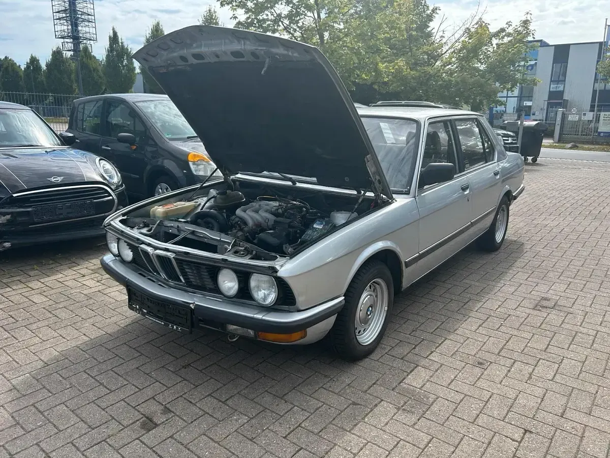 Gebraucht BMW 320 1983 Silber Limousine